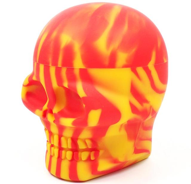 Skull Silicone 500 Ml. Random Color